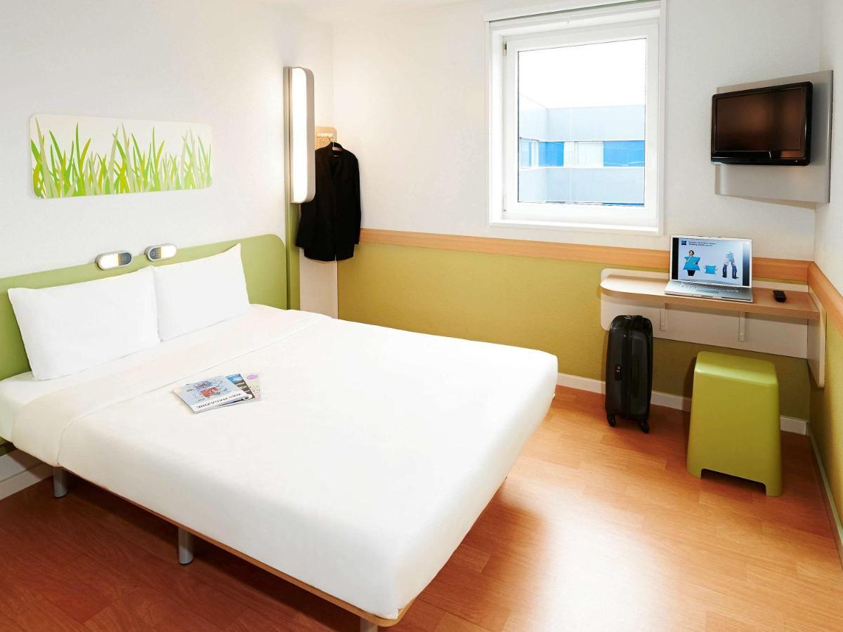 Ibis Budget Caen Mondeville Экстерьер фото